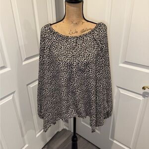 MICHAEL Michael Kors Black and White Leopard Print Peasant Tunic